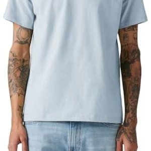 Levi’s Tee