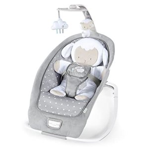 Ingenuity, Hamaca Mecedora para Bebés hasta 18 kg, Cuddle Lamb con vibraciones, arco de juego con 2 peluches, 12 melodías, 4 sonidos de naturaleza, volumen regulable, ergonómico.